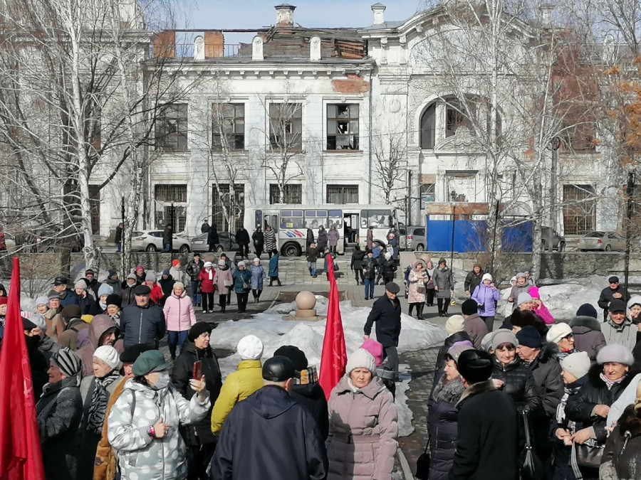 Митинг против повышения тарифов ЖКХ в Бийске.