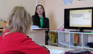 Ольга Геннадьевна Чернявская, руководитель школы скорочтения.
