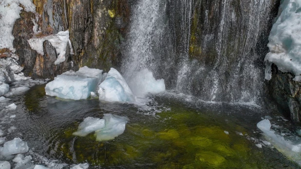 Водопад Корбу.