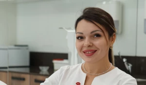 Журавская Алиса Валерьевна, врач-косметолог.