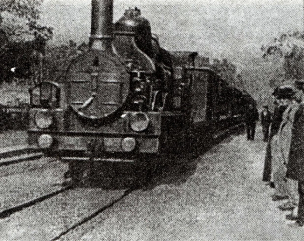 Прибытие первого поезда в Барнаул из Новосибирска, фото 1915 года.