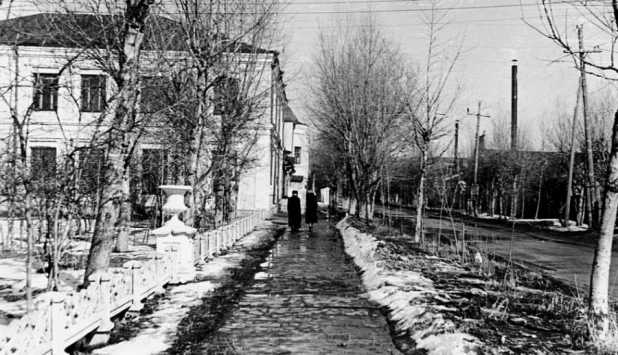 Весна в Барнауле, дата фото не указана.