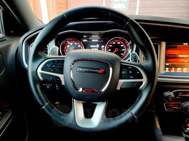 Dodge Charger 2017 года за 2,3 млн рублей