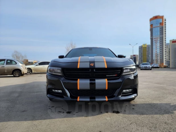 Dodge Charger 2017 года за 2,3 млн рублей