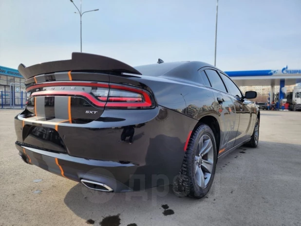 Dodge Charger 2017 года за 2,3 млн рублей