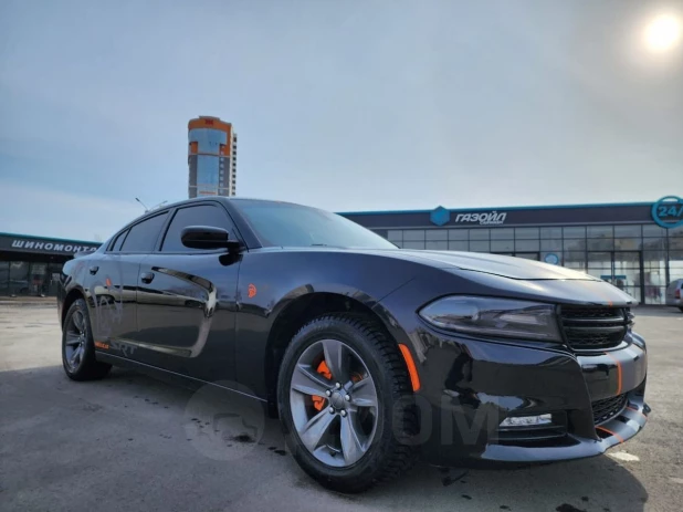 Dodge Charger 2017 года за 2,3 млн рублей