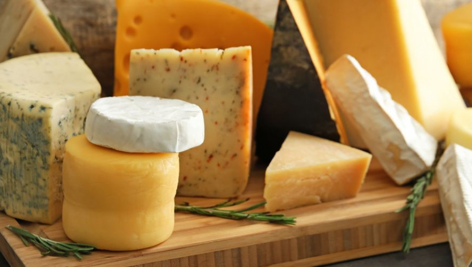 Эксперты РСХБ спрогнозировали рост производства сыра в России.