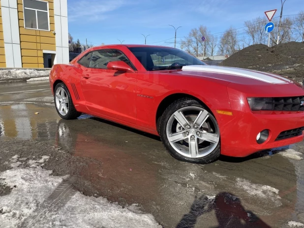 Chevrolet Camaro 2011 года выпуска за 1,6 млн рублей