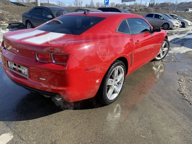 Chevrolet Camaro 2011 года выпуска за 1,6 млн рублей