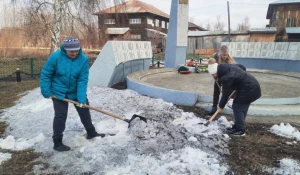 "Чистый четверг" в Барнауле.