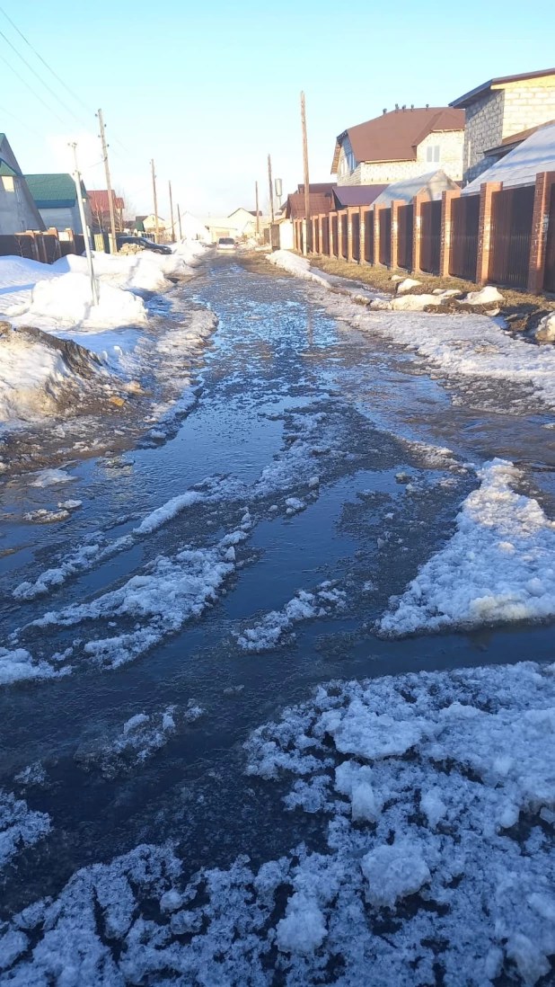 Вода в селе Солнечное, 30 марта. 