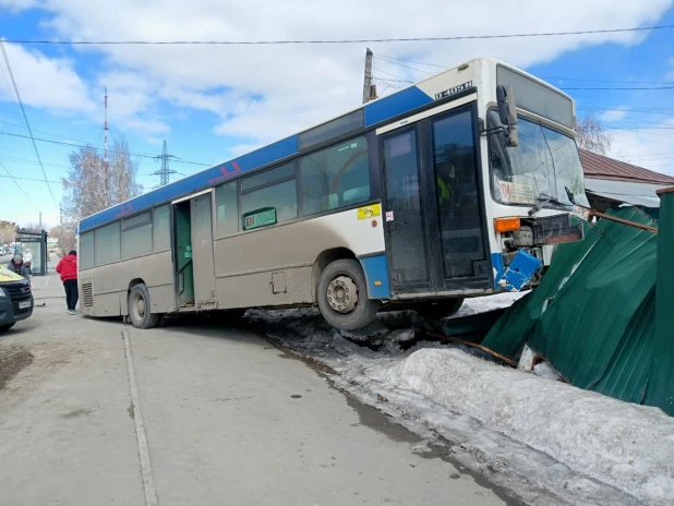 ДТП с участием автобуса.