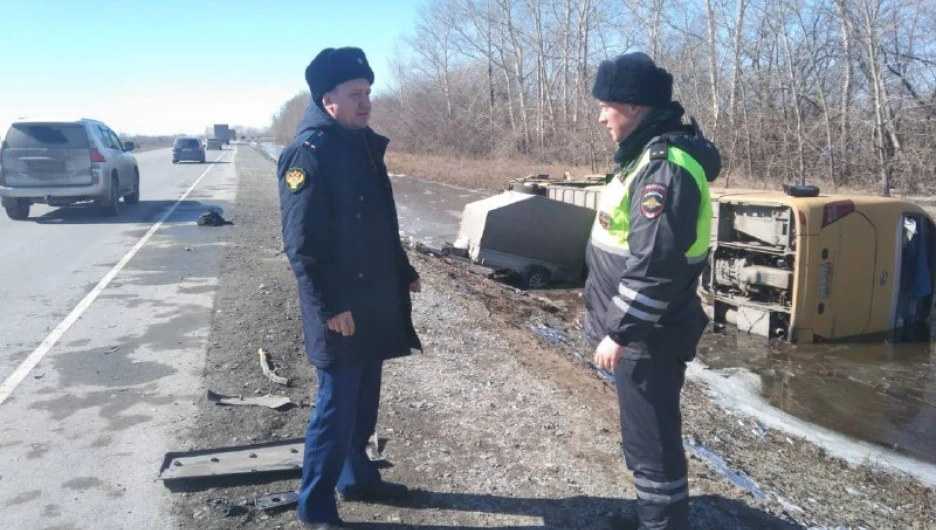 Восемь человек пострадали в смертельном в ДТП под Новосибирском