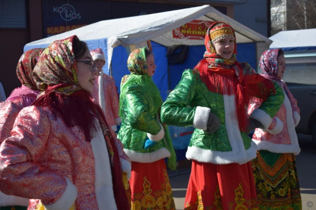 Продовольственная ярмарка.