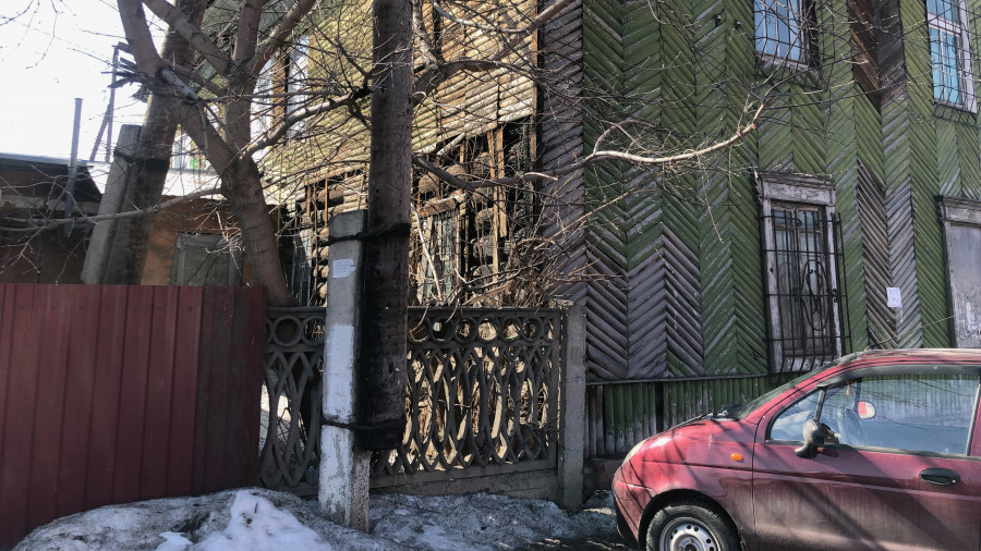 Дом семьи Поскотиновых в Барнауле на ул. Аванесова, 99. 2023 год.