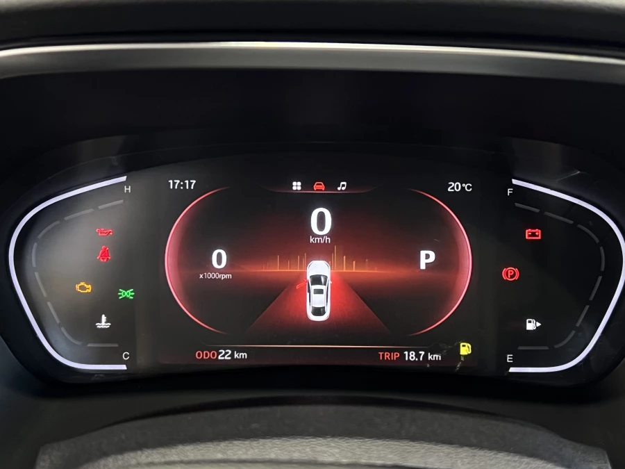 Большой лифтбек JAC J7.