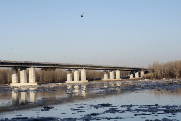 Ледоход в Барнауле в 2018 году.