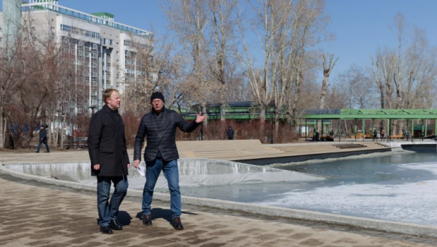 Виктор Томенко в парке "Изумрудный".