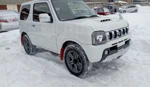 Suzuki Jimny 2013 года выпуска за 1 млн рублей