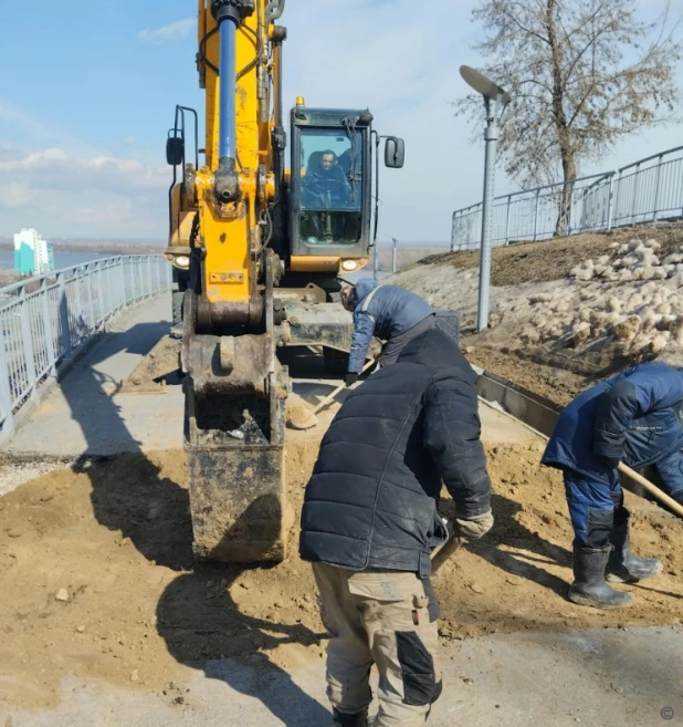 В Барнауле восстановили участок террасы Нагорного парка.