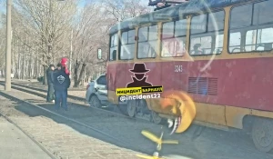 В Барнауле произошло ДТП с участием трамвая.