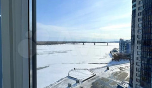 Квартиру с эксклюзивным видом на Обь в ЖК «Аквамарин» продают за 9 млн рублей в Барнауле

