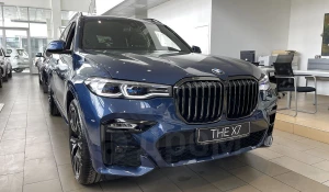 BMW X7 в великолепном синем цвете продают за 14,5 млн рублей в Барнауле

