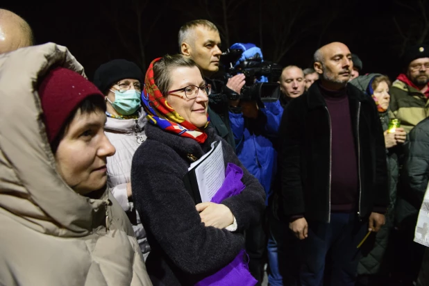 Торжественное богослужение в Александро-Невском соборе.