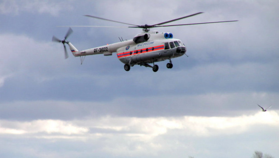 Вертолет МЧС МИ-8.
