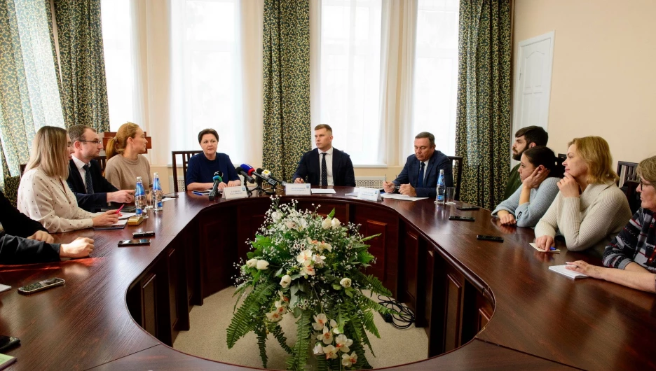 Пресс-конференция, посвященная Всероссийскому онлайн-голосованию по выбору общественной территории для благоустройства в 2024 году.