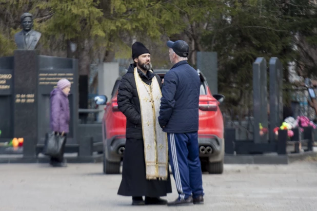 Родительский день-2023. Власихинское кладбище.