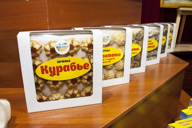 Выставка продукции УФСИН в ЛИУ-1.