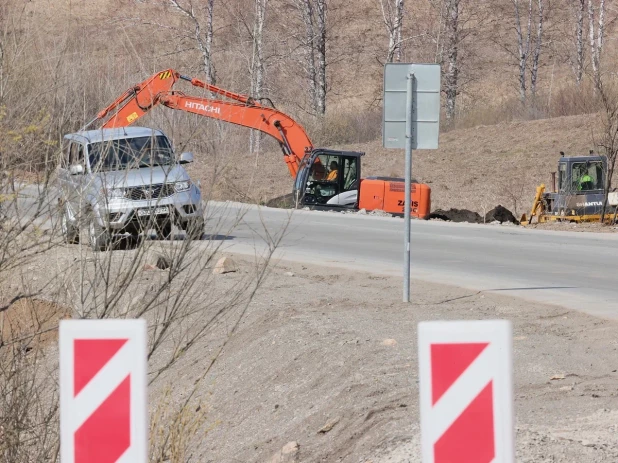 Виктор Томенко заявил, что за год в Алтайском крае отремонтируют 800 км дорог