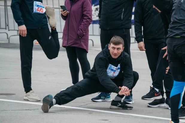 Забег "Динамовская десятка" в Барнауле.  