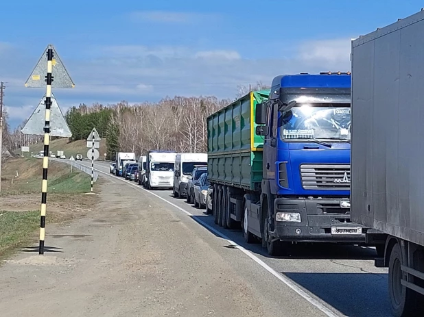 Пробка перед Б. Ключами.