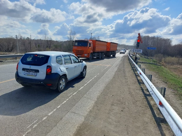 Пробка перед Б. Ключами.