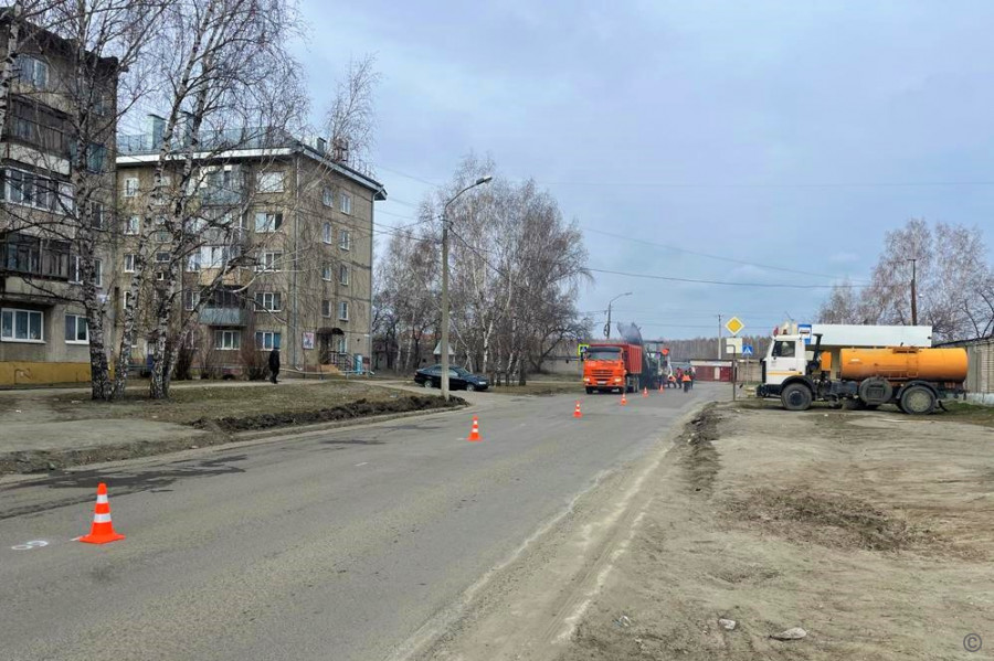 В Барнауле стартовал ремонт городских улиц по нацпроекту «Безопасные качественные дороги».