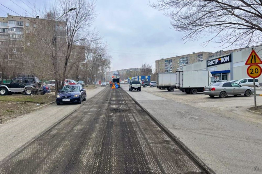 В Барнауле стартовал ремонт городских улиц по нацпроекту «Безопасные качественные дороги».