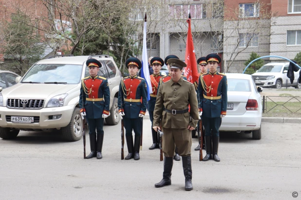 Акция "Парад у дома ветерана"