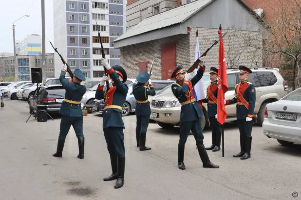 Акция "Парад у дома ветерана"