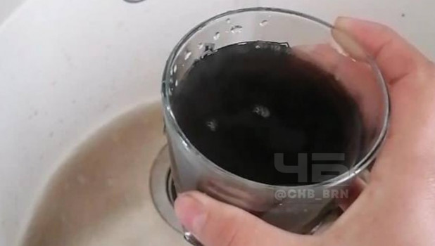 Черная вода из крана.