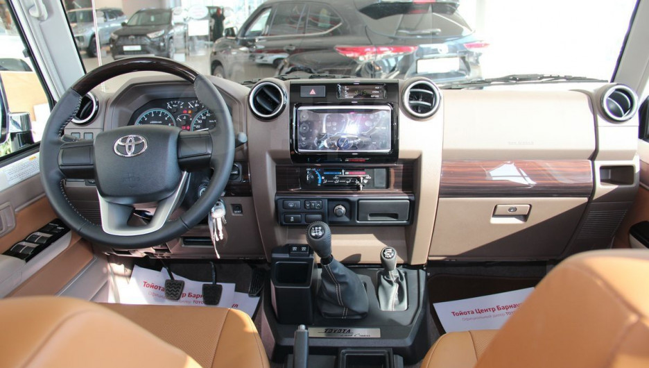 Toyota Land Cruiser 2022 года выпуска за 7 млн рублей 