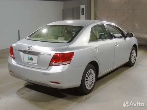 Toyota Allion.