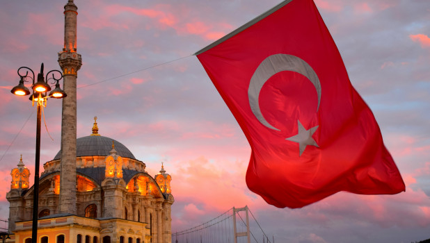 В Турции начались драки на избирательных участках