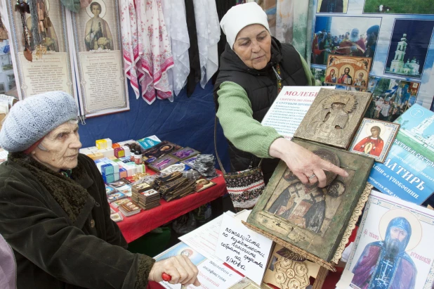 XIX Международная православная выставка-ярмарка «От покаяния к воскресению России».