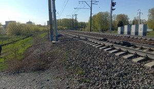 Подросток погиб под поездом из-за того, что не услышал предупреждающий сигнал