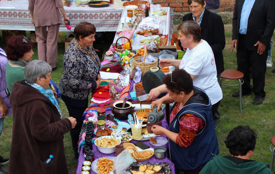 Праздник черемши в селе Черемшанка. 