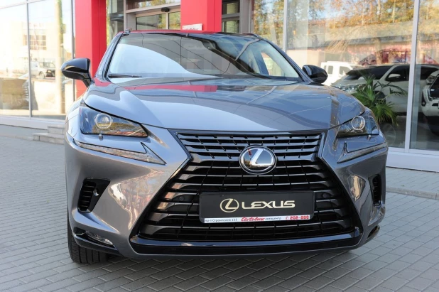  Lexus NX300 из Японии продают за 4,3 млн рублей