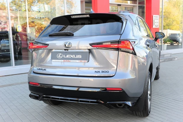  Lexus NX300 из Японии продают за 4,3 млн рублей