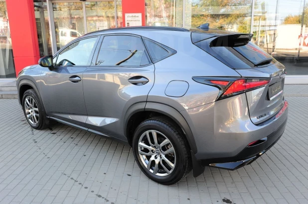  Lexus NX300 из Японии продают за 4,3 млн рублей